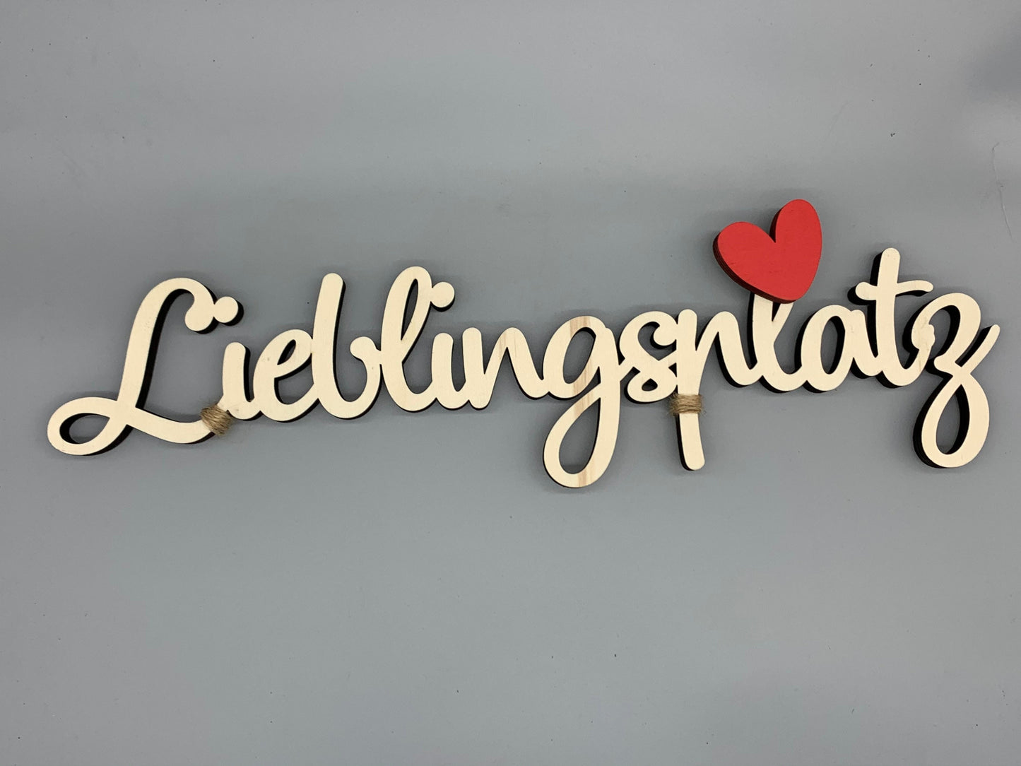 Lieblingsplatz | Schriftzug aus Holz | Dekoration für zu Hause | Designschriftzug | 3D Wandtattoo | Wanddeko | Gartendeko