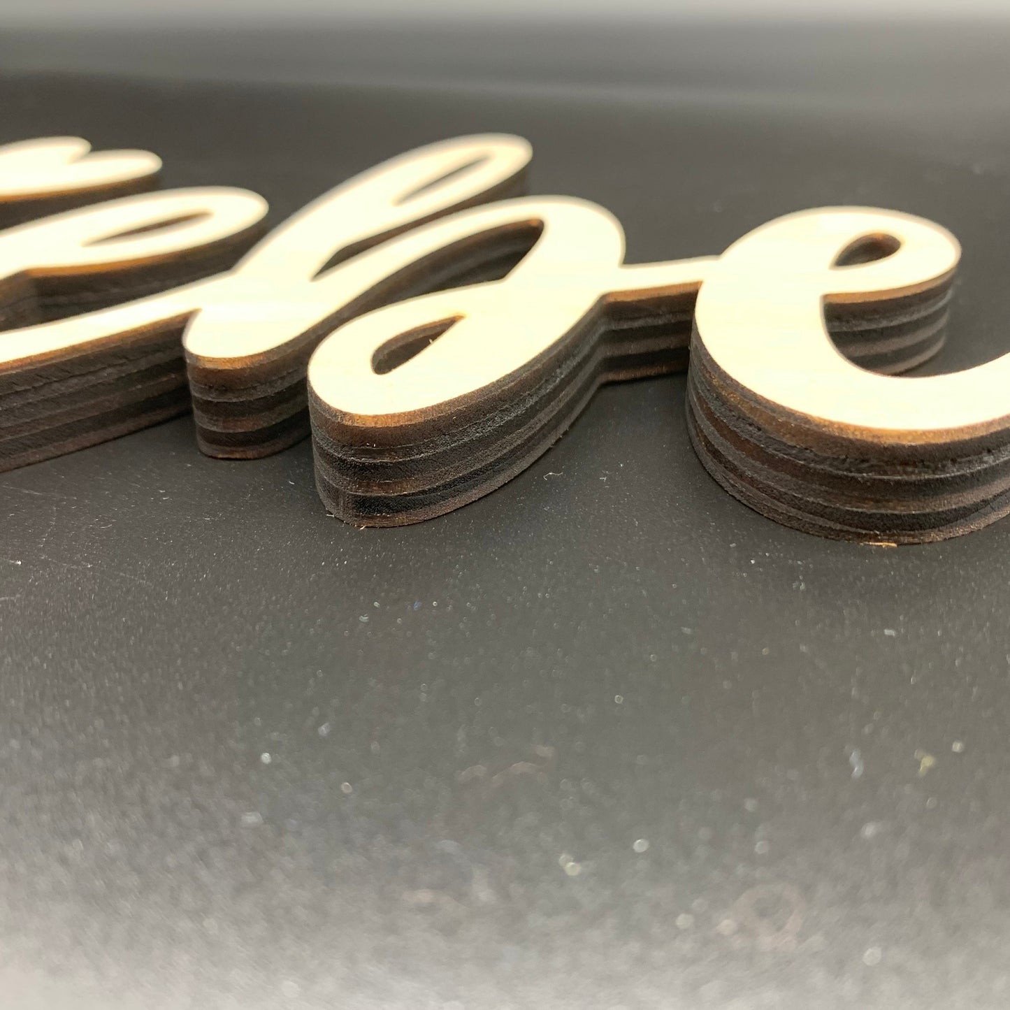 Schriftzug Liebe aus Holz | Hochzeitsdeko | Geschenk | Liebeserklärung | stehend | Hochzeitsgeschenk | Liebe | verliebt | 3D Schriftzug