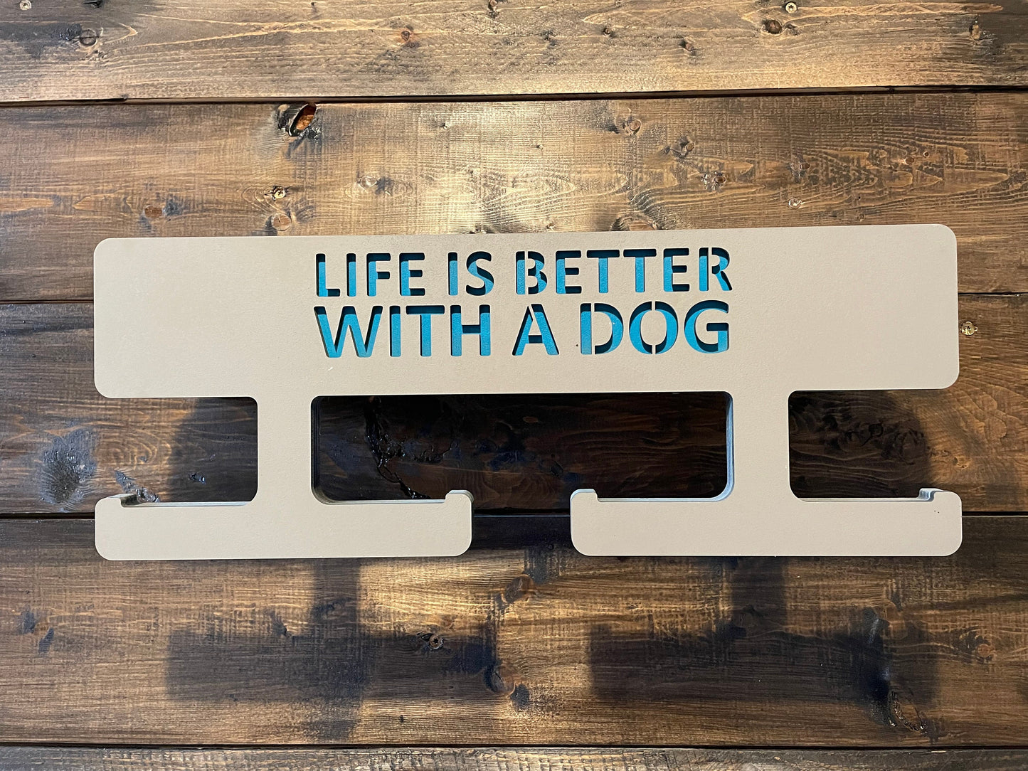 Leinenplatz, Hundegarderobe personalisiert, Leinengarderobe, Leinenparkplatz, Leinenhalter, Hundeleine, Leine aufhängen