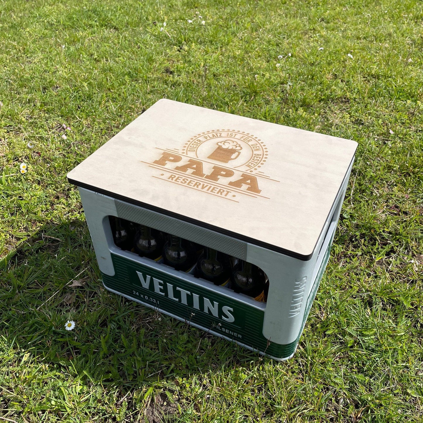 Bierkastensitz, Holz, personalisiert, Geschenk für Männer, Mobile Bierbank, Vatertag, Bierkistensitz, Sitzauflage für Bierkiste