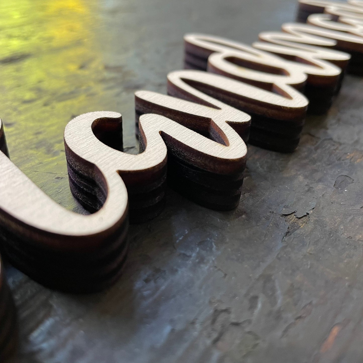 Schriftzug HANDMADE aus Holz | 3D Schriftzug | Deko