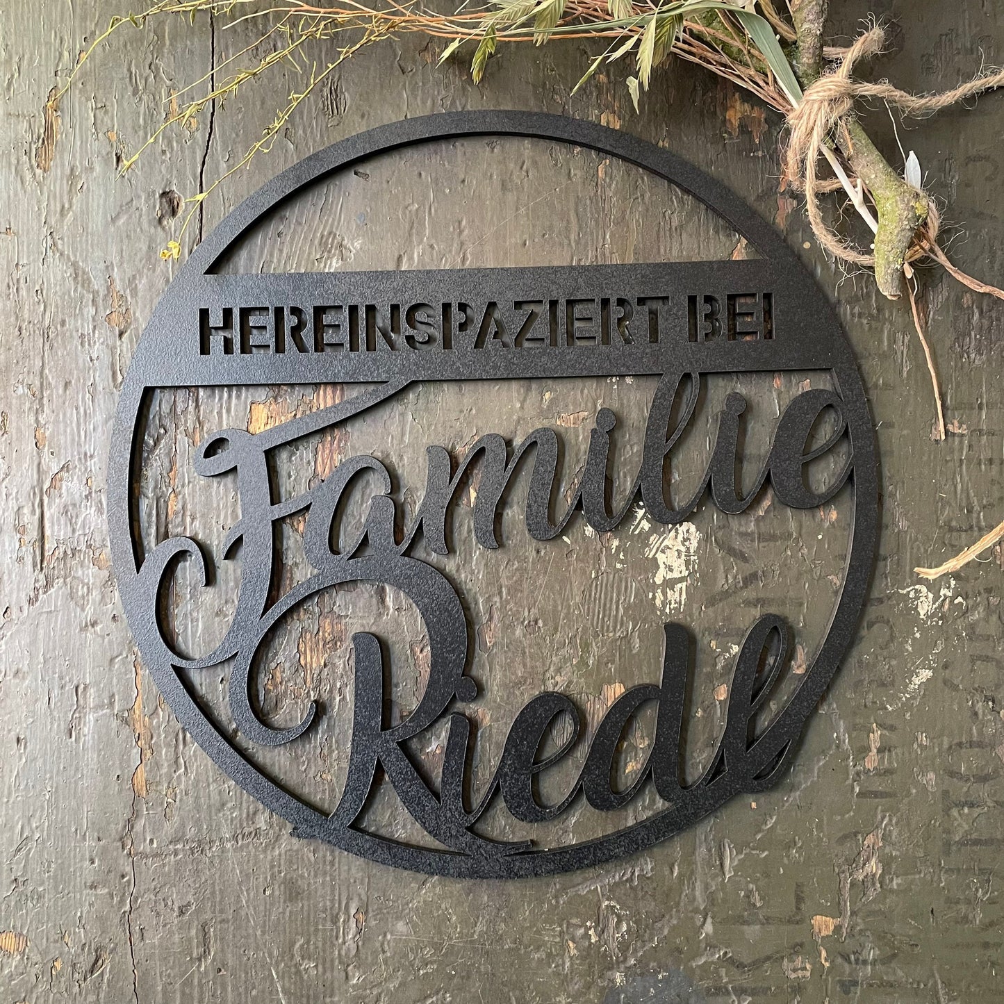 Türkranz aus Acryl, WETTERFEST, Fensterkranz, Familienschild, Familienname, rundes Türschild, personalisiert