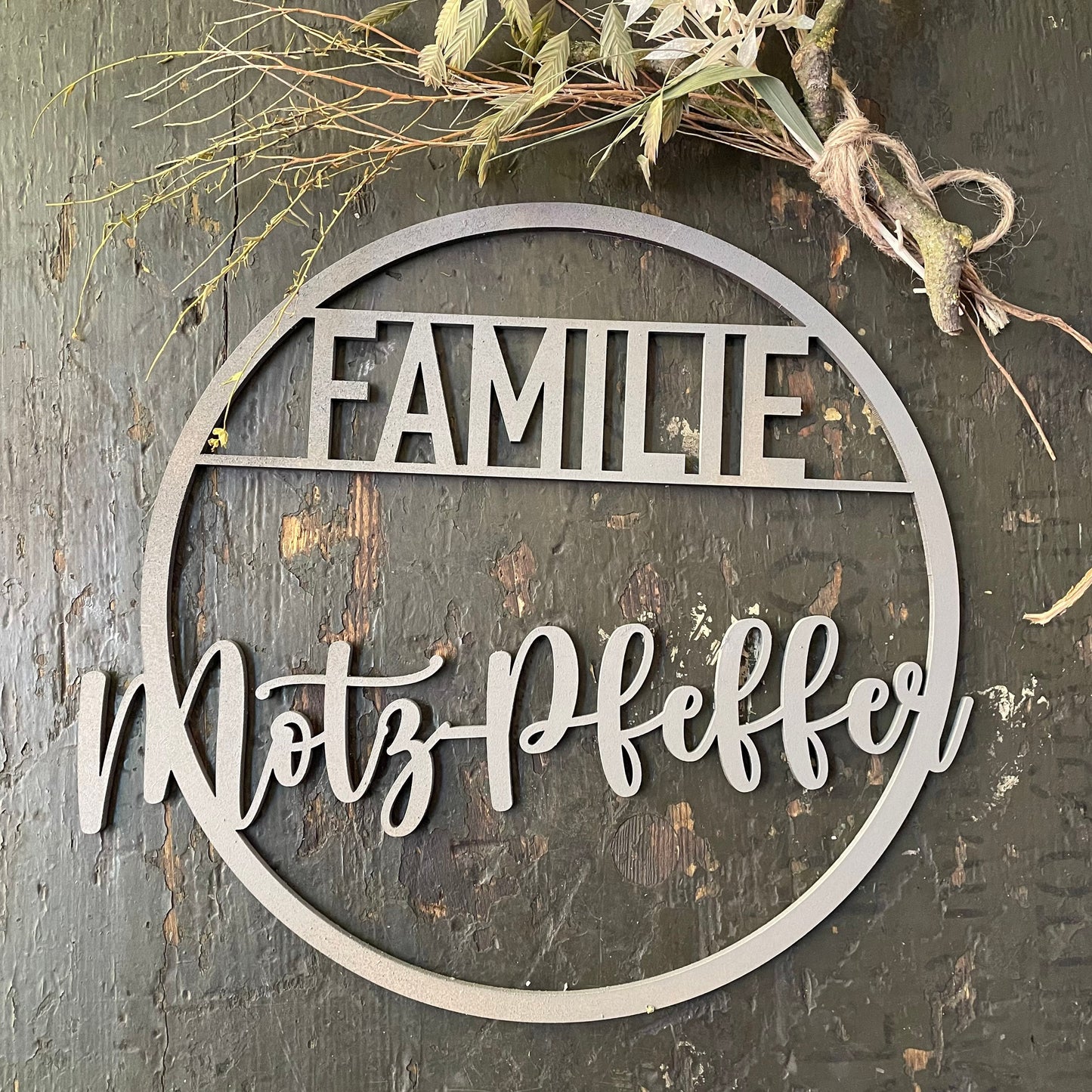 Türkranz, Fensterkranz, Familienschild, Familienname, rundes Türschild, Holzschild, personalisiert