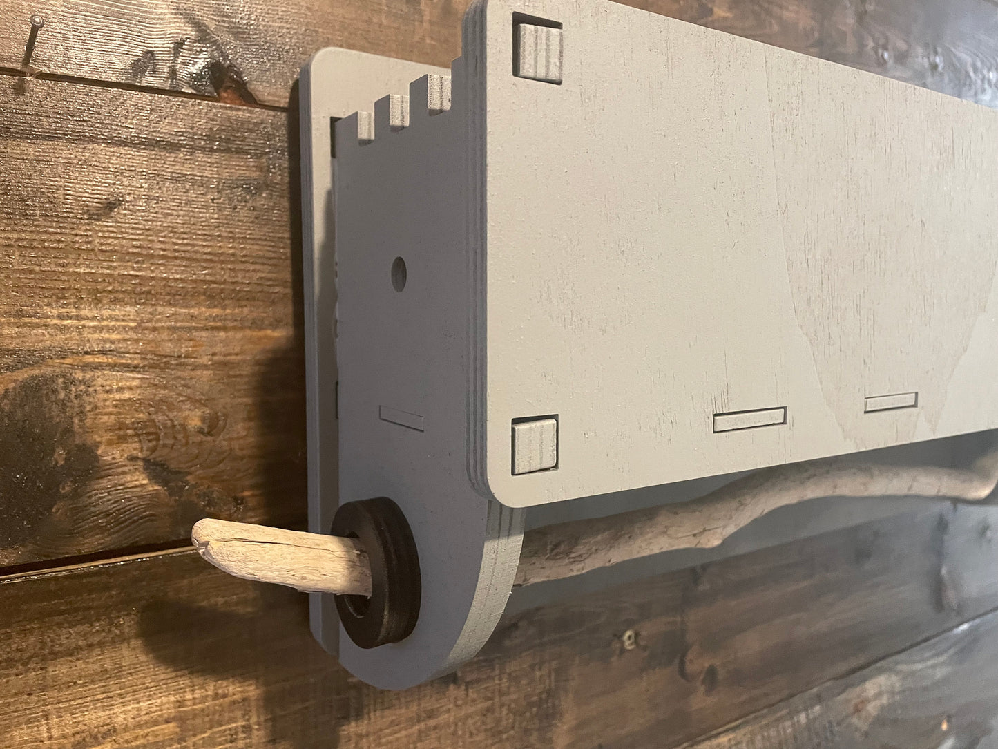 Hundegarderobe mit Treibholzstock, Leinenplatz, personalisiert, Leinengarderobe, Leinenparkplatz, Leinenhalter, Hundeleine, Leine aufhängen