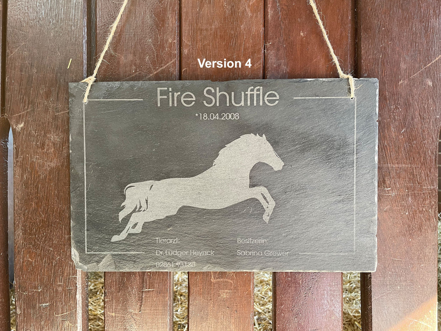 Boxenschild 40x25 cm, Individuelles Schild für Pferdeboxen, Stalltafel, gravierte Naturschieferplatte