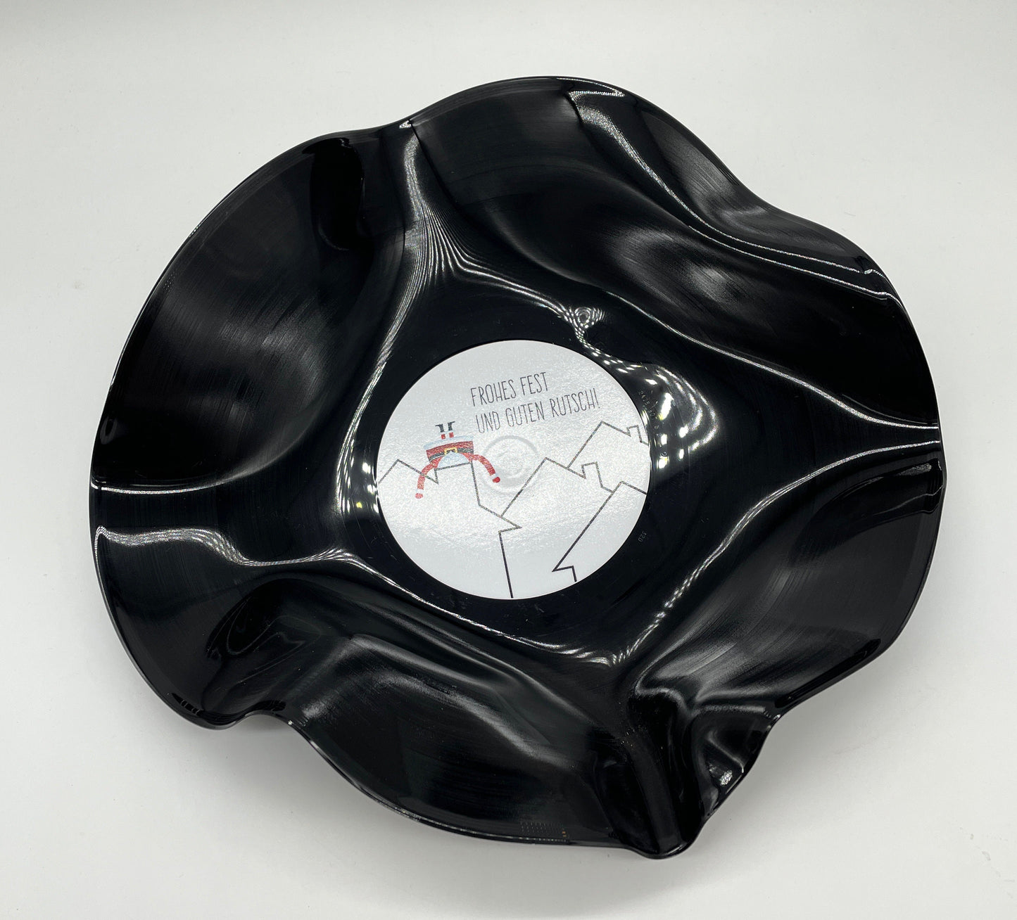 Schallplatten Schalen 2 Stk. handgefertigt aus Vintage upcycled Vinyl Schallplatten, Upcycling