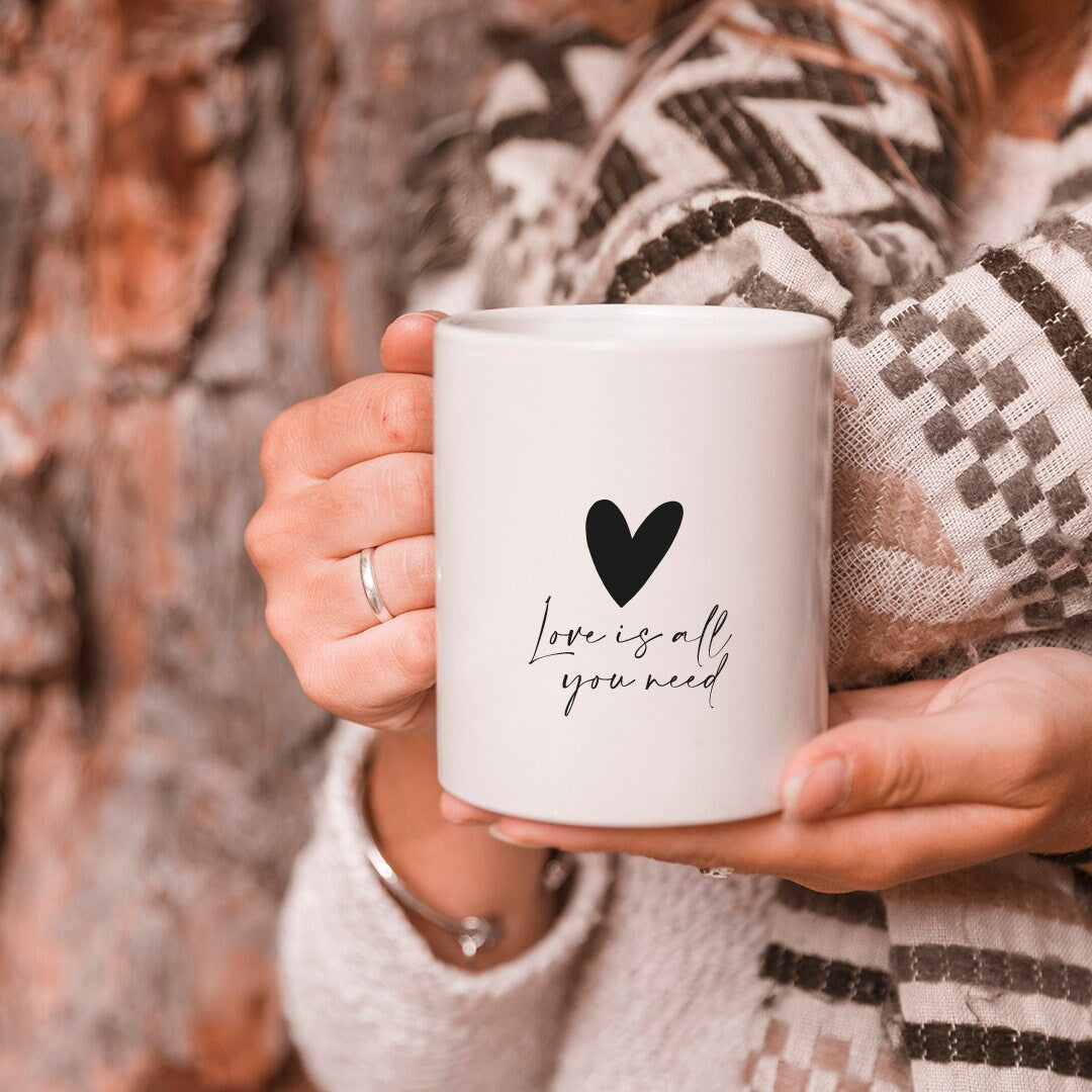 Tasse mit Spruch "Love is all you need" Kaffeetasse | Kaffeebecher | Valentinstag | Liebe