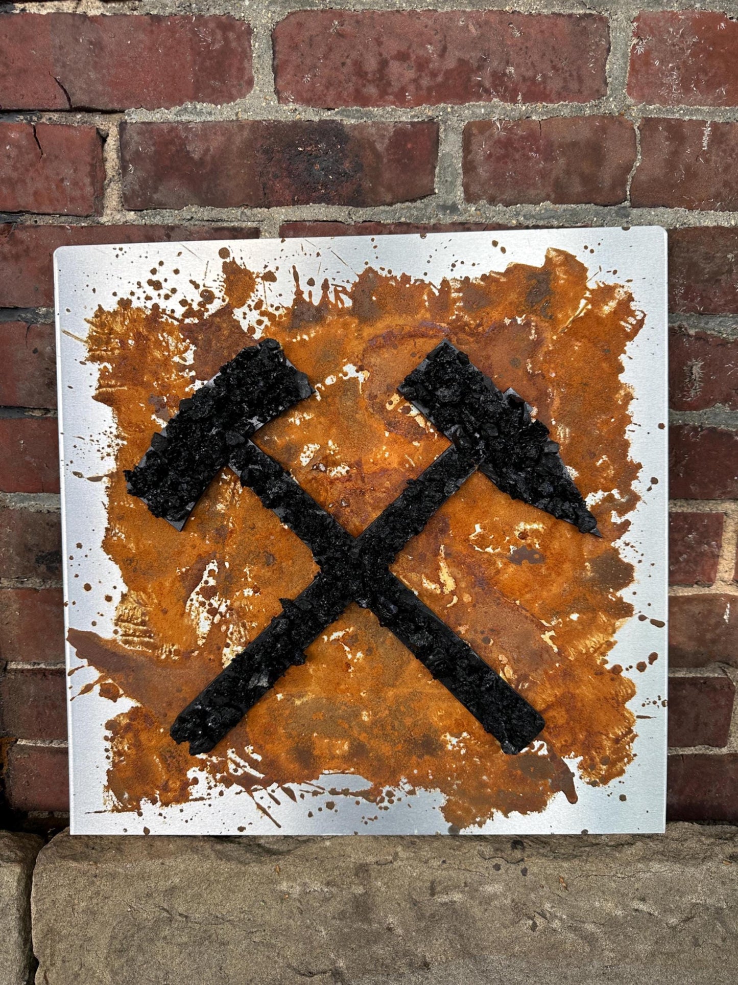 Schlägel und Eisen Wanddekoration Ruhrpott Symbol handgefertigt Bergbau-Deko aus Steinkohle Geschenk für Ruhrgebiets-Liebhaber Unikat
