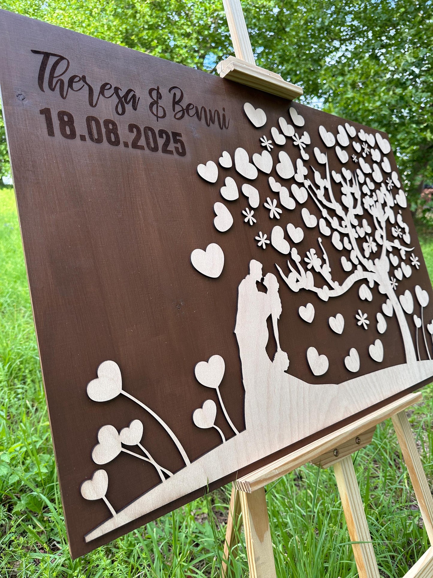 Gästebuch Hochzeitspaar mit 3D Effekt aus Echtholz, 90 x 60 cm, Hochzeitsbaum