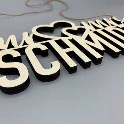 Türschild Familie | Mr & Mrs Familie | Familienschild | Familienname | Holzschild | personalisiert | Romantisches Motiv mit Herzen | 3D
