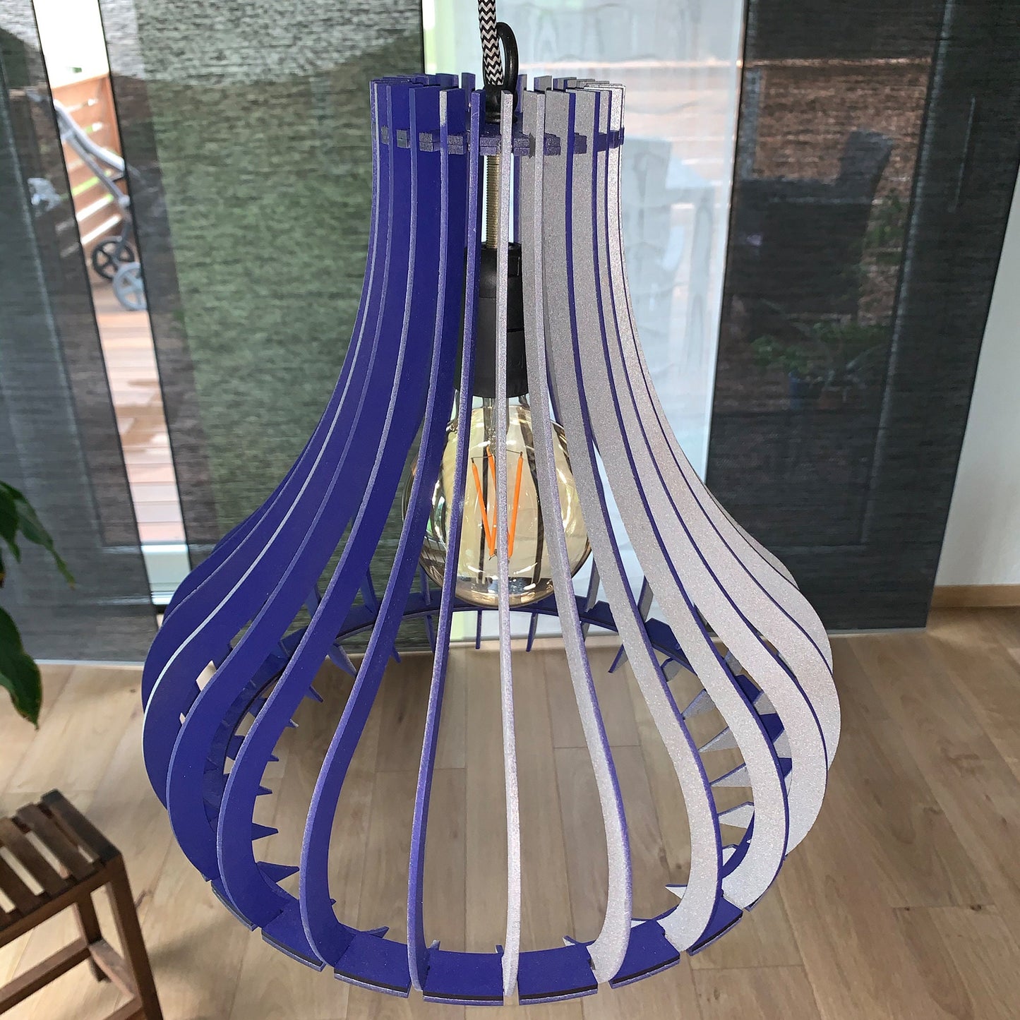 Hängelampe "Amy", Lampenschirm, Hängeleuchte, Beleuchtung, Deckenleuchte, hängende Esszimmerlampe, Pendellampe, Holzlampe, Lamellenlampe