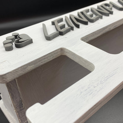 Leinenplatz  Hundegarderobe personalisiert Leinengarderobe Leinenparkplatz Leinenhalter Ordnung Hundefan Accessoire