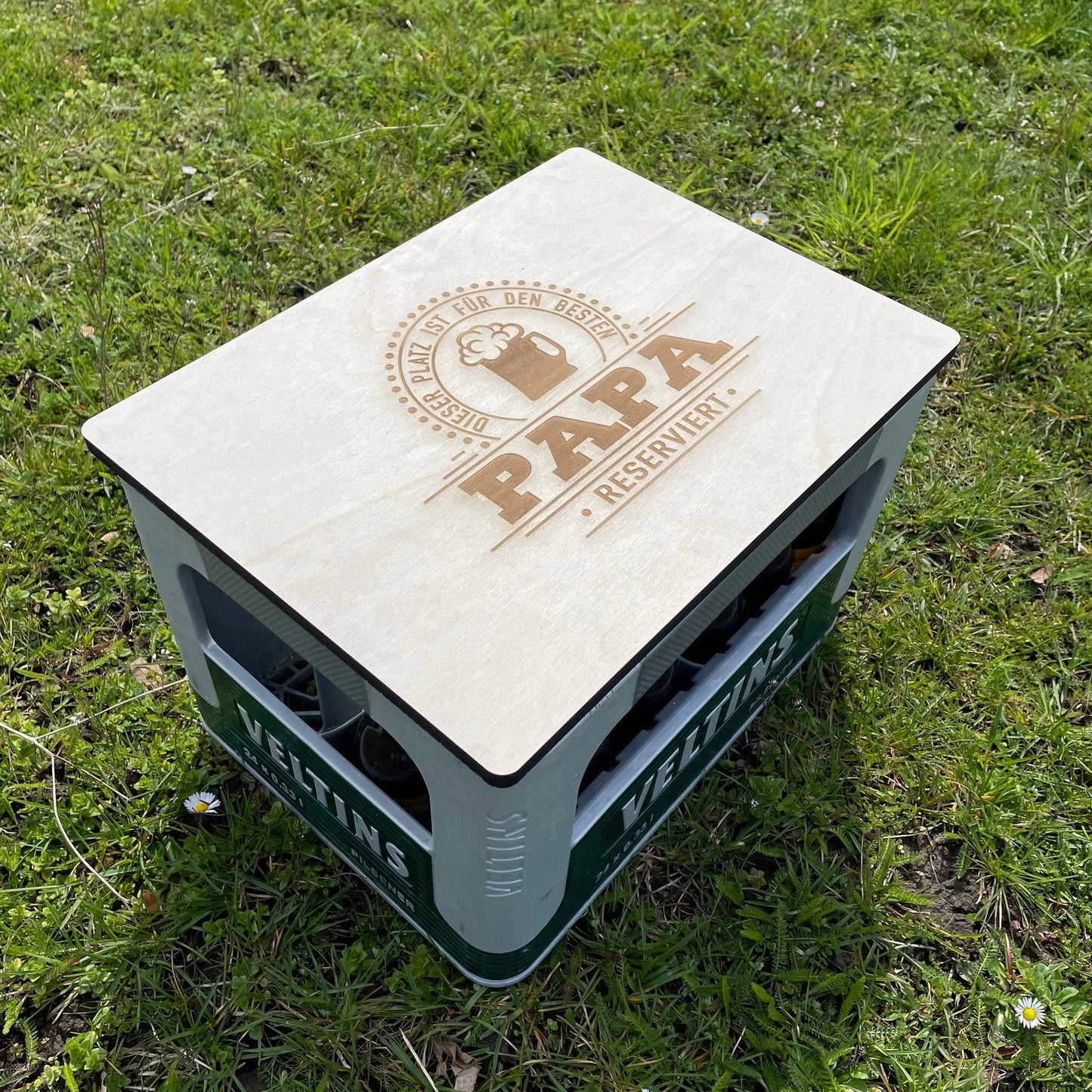Bierkastensitz, Holz, personalisiert, Geschenk für Männer, Mobile Bierbank, Vatertag, Bierkistensitz, Sitzauflage für Bierkiste