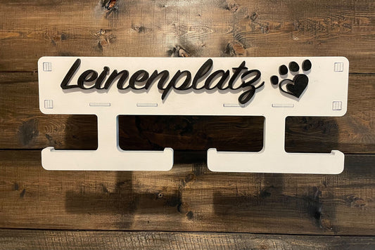 Leinenplatz, Hundegarderobe personalisiert, Leinengarderobe, Leinenparkplatz, Leinenhalter