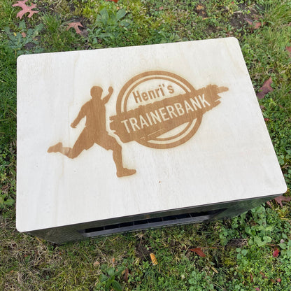 Fußball Bierkastensitz, Fussballfan, Holz, personalisiert, Geschenk Männer, Mobile Bierbank, Vatertag, Sitzauflage Bierkiste