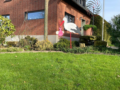 Personaliserter Klapperstorch aus Holz Baby-Ankündigung mit Gravur Geburtsgeschenk  Deko für Garten, Geburt Baby