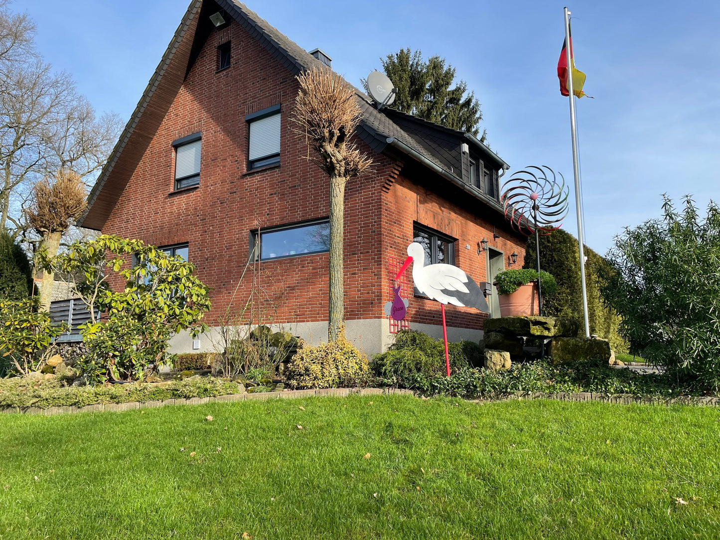 Klapperstorch mit Babys für Zwillinge aus Holz personalisiert zum Stecken für Innen und Außen Geschenk Geburt