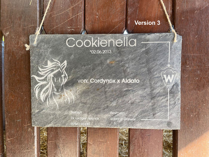 Boxenschild 40x25 cm, Individuelles Schild für Pferdeboxen, Stalltafel, gravierte Naturschieferplatte