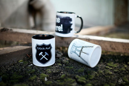 Ruhrpott Tasse mit Bergbau-Design  Glück Auf Kaffeetasse  Personalisierbare Geschenkidee  Tasse für Bergleute & Ruhrgebiet-Fans
