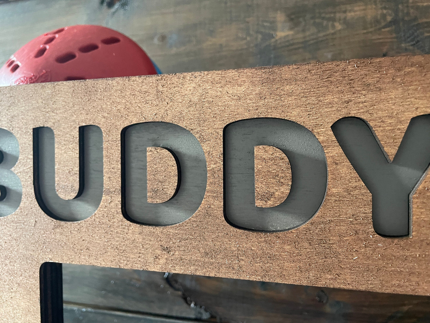 Leinenplatz in Holzoptik, Hundegarderobe personalisiert, Leinengarderobe, Leinenparkplatz, Leinenhalter, Hundeleine, Dogstation