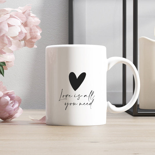 Tasse mit Spruch "Love is all you need" Kaffeetasse | Kaffeebecher | Valentinstag | Liebe